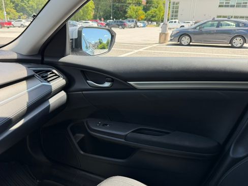 Used 2019 Honda Civic LX image 11