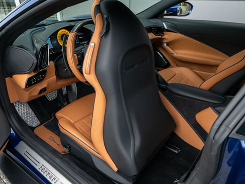 Used 2023 Ferrari Roma image 29