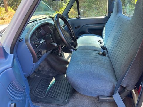 Used 1996 Ford F150 2WD Regular Cab image 8