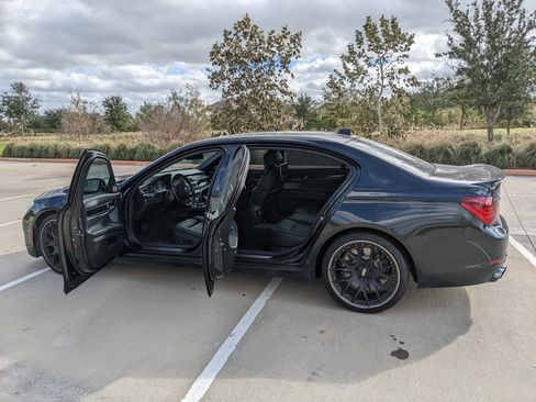 Used 2013 BMW ALPINA B7 LWB RWD image 8