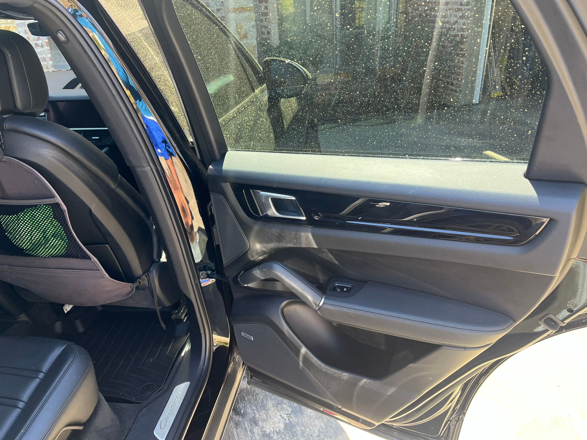 Used 2021 Porsche Cayenne AWD/4WD image 16