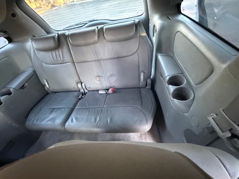 Used 2007 Toyota Sienna CE image 9