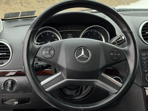 Used 2011 Mercedes-Benz GL 450 4MATIC w/ Premium 1 Pkg image 13