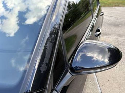 Used 2018 Volkswagen Golf 4-Door image 14