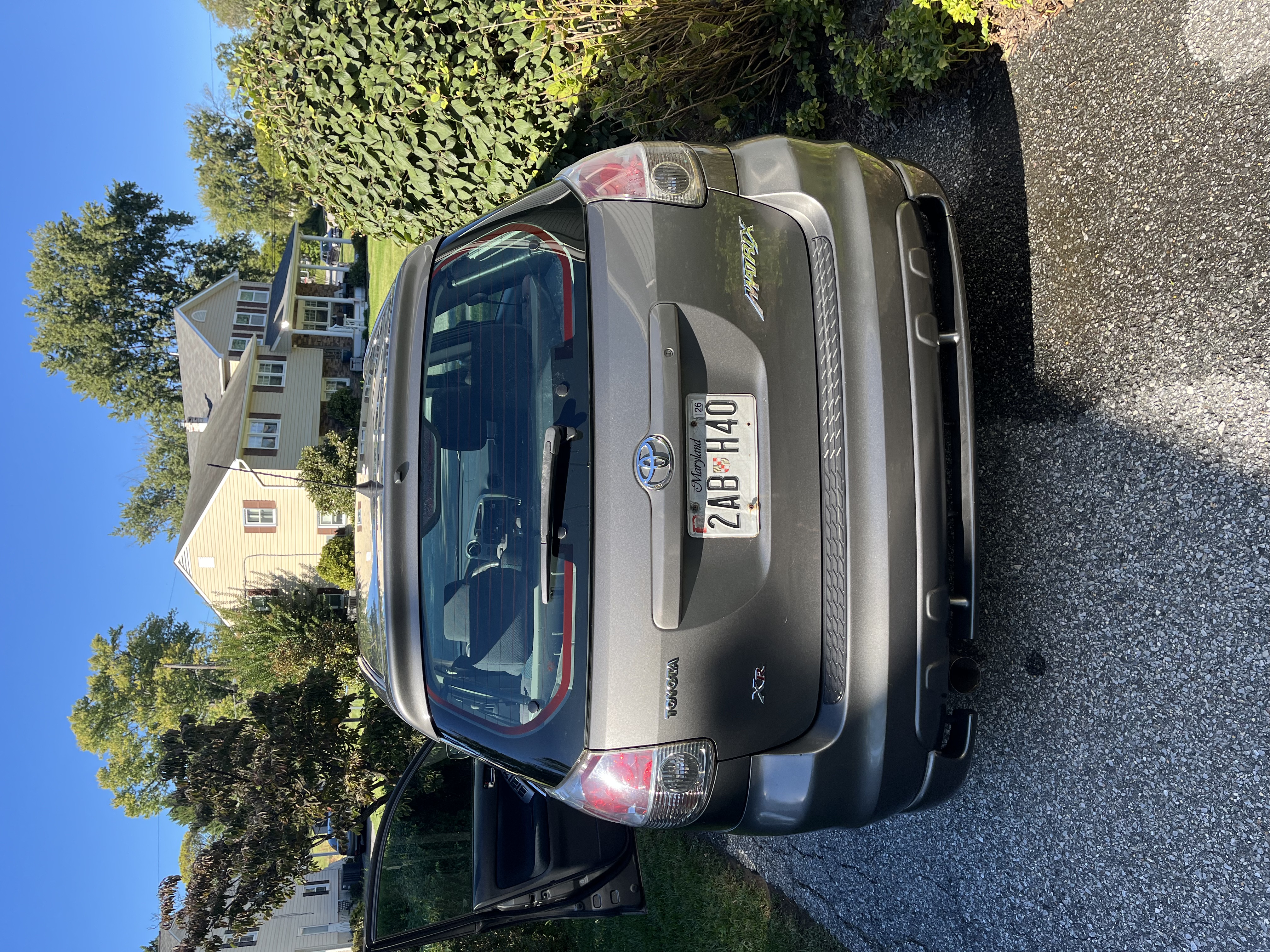 Used 2005 Toyota Matrix XR FWD image 9