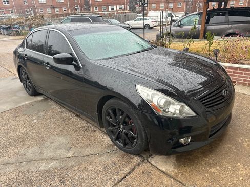Used 2012 INFINITI G37 x Sedan w/ Premium Pkg image 8
