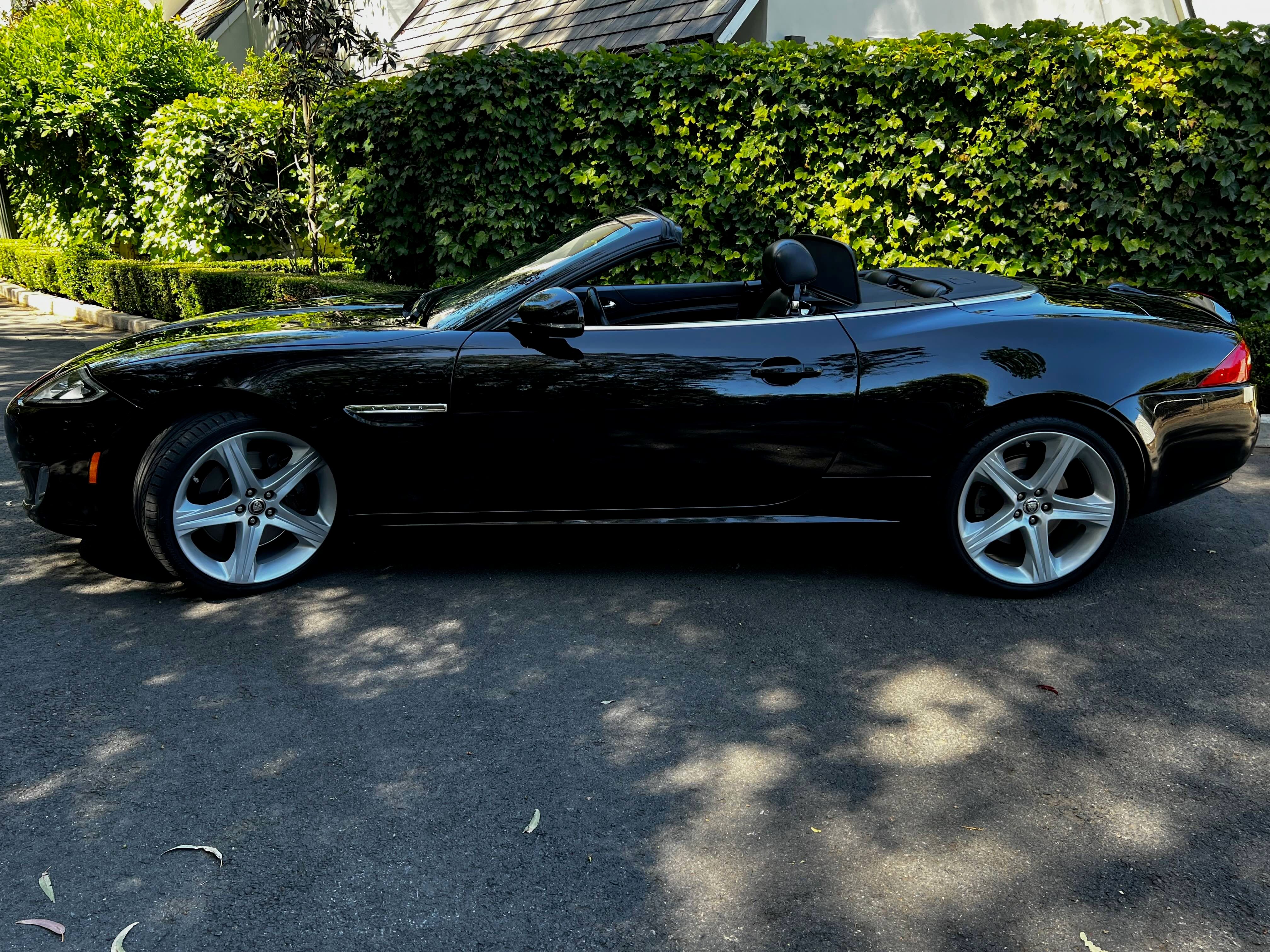 Used 2012 Jaguar XK Convertible RWD image 4
