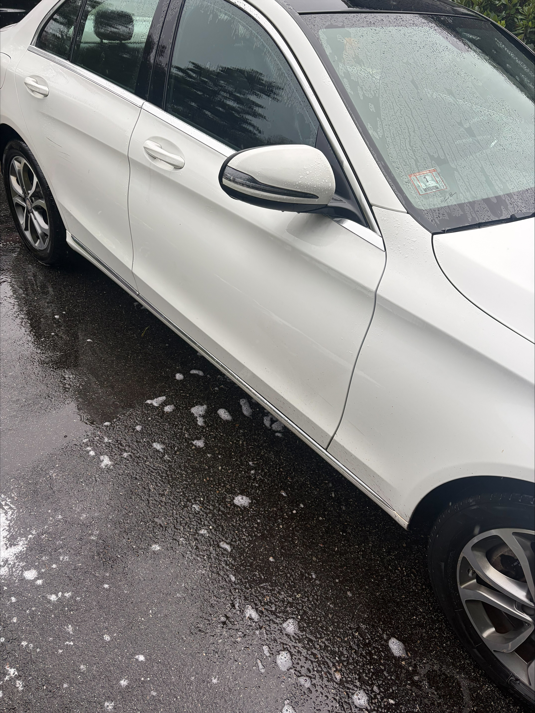 Used 2017 Mercedes-Benz C 300 4MATIC Sedan image 4