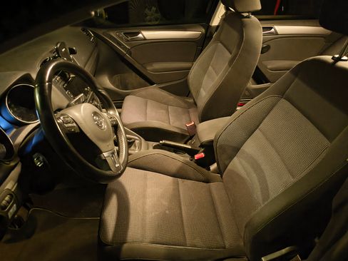 Used 2014 Volkswagen Golf TDI image 14