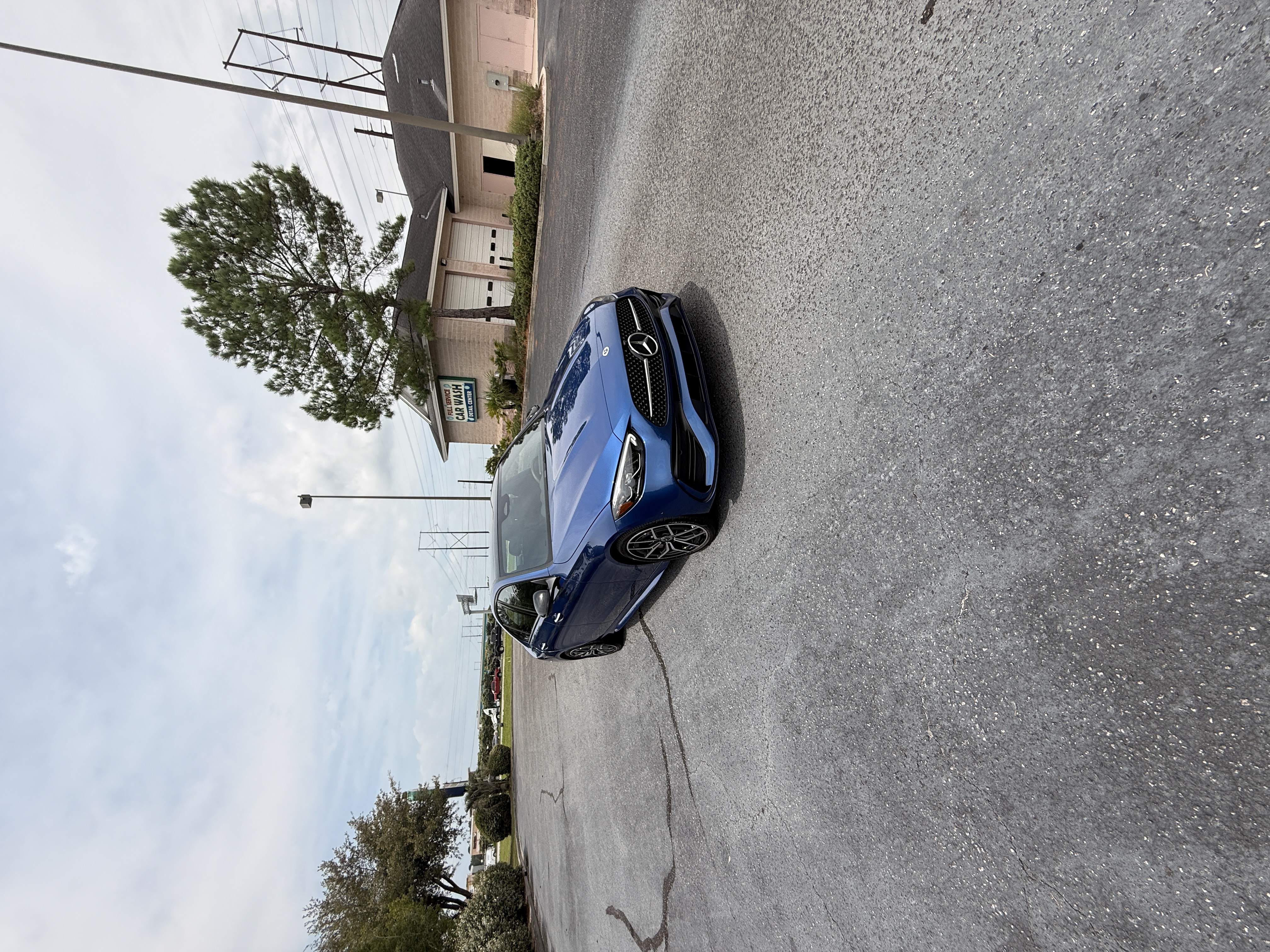 Used 2025 Mercedes-Benz C 300 Sedan image 1