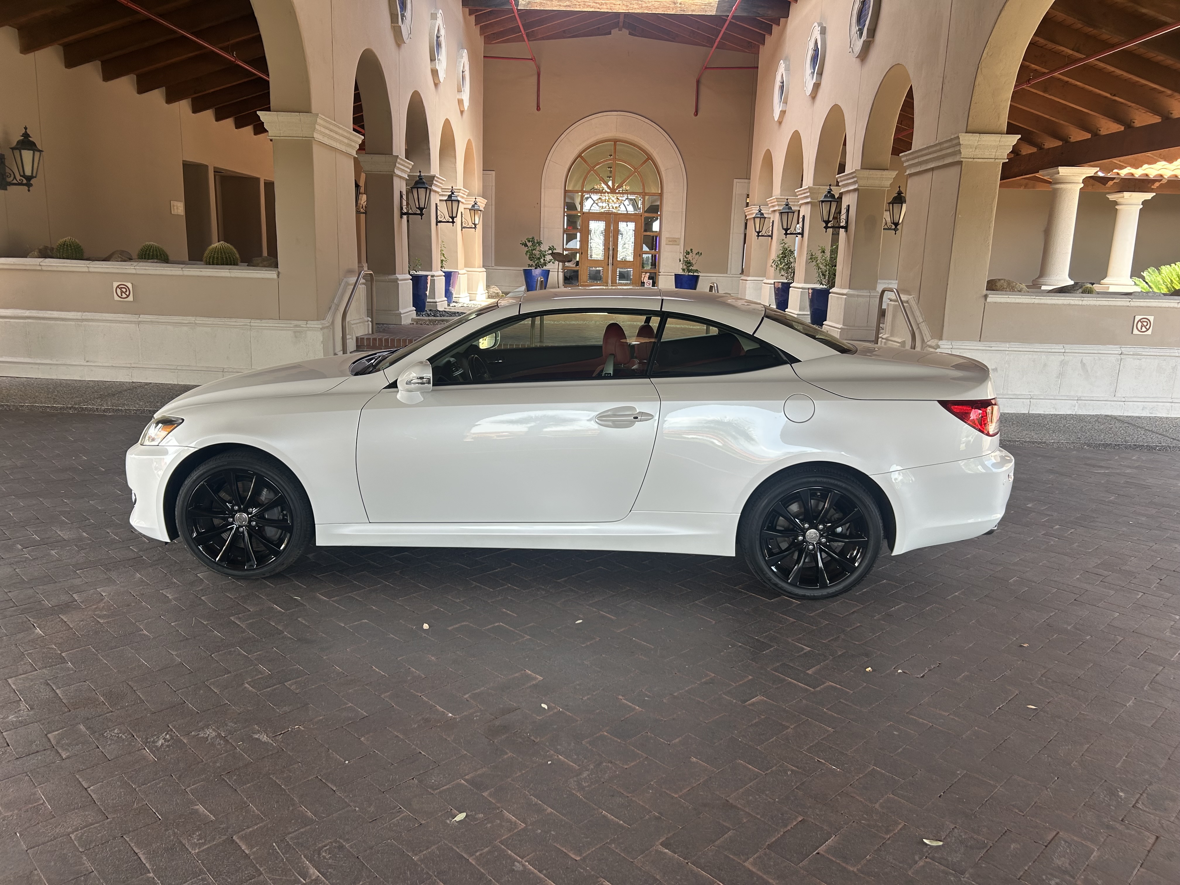 Used 2015 Lexus IS 350C w/ Luxury Package RWD image 13