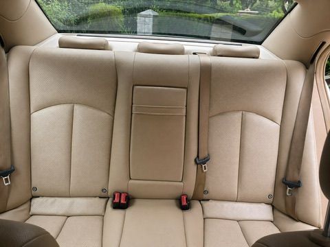 Used 2007 Mercedes-Benz E 350 4MATIC Sedan image 8
