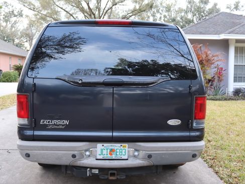 Used 2001 Ford Excursion Limited image 6