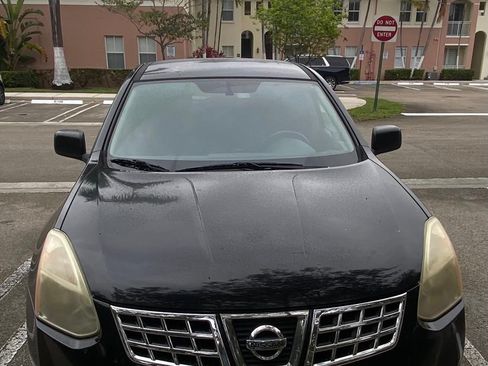 Used 2010 Nissan Rogue S w/ 360 Degree Value Pkg image 4