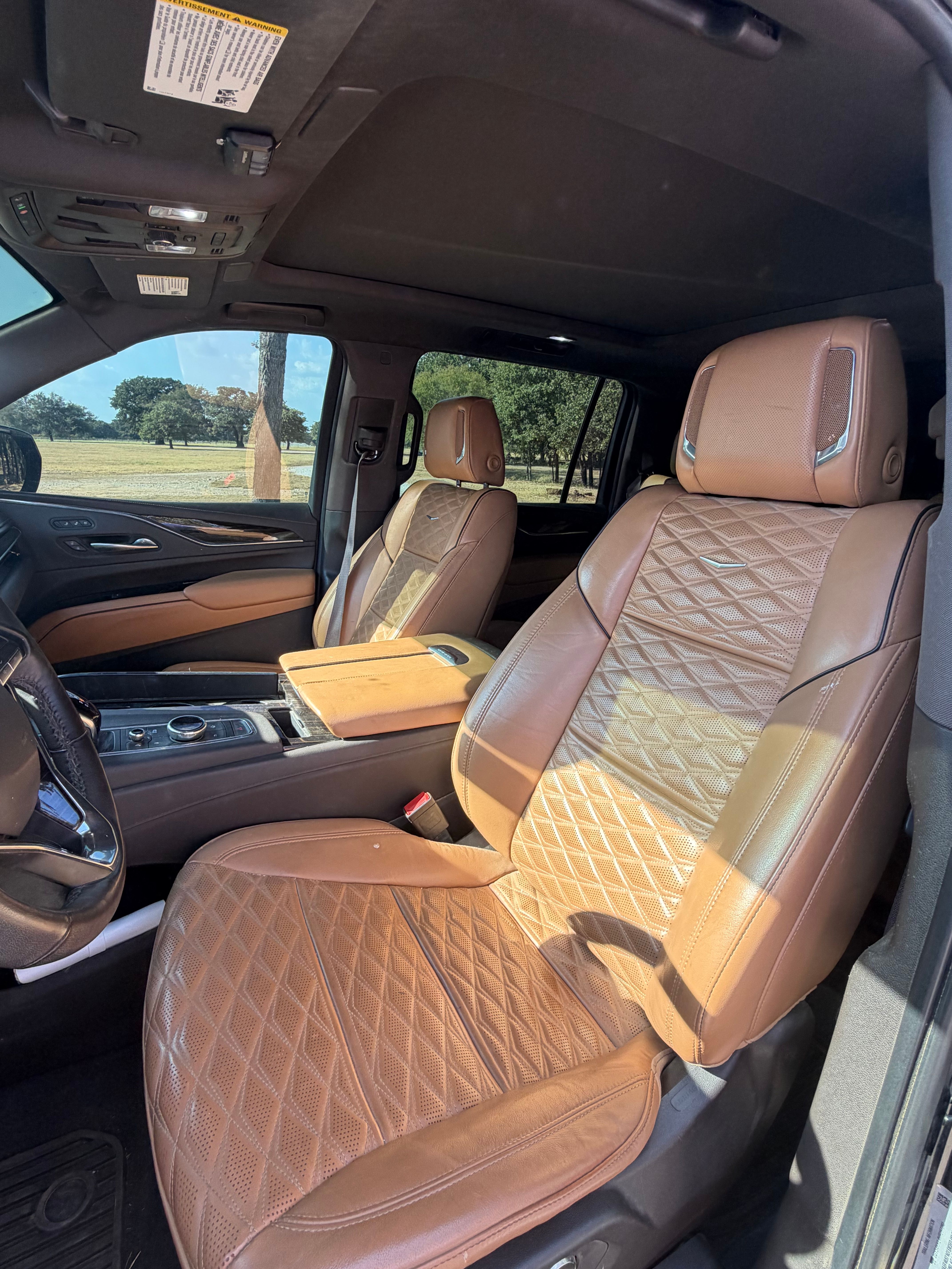 Used 2021 Cadillac Escalade ESV Premium Luxury AWD/4WD image 5