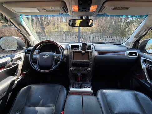 Used 2015 Lexus GX 460 w/ Premium Package image 12