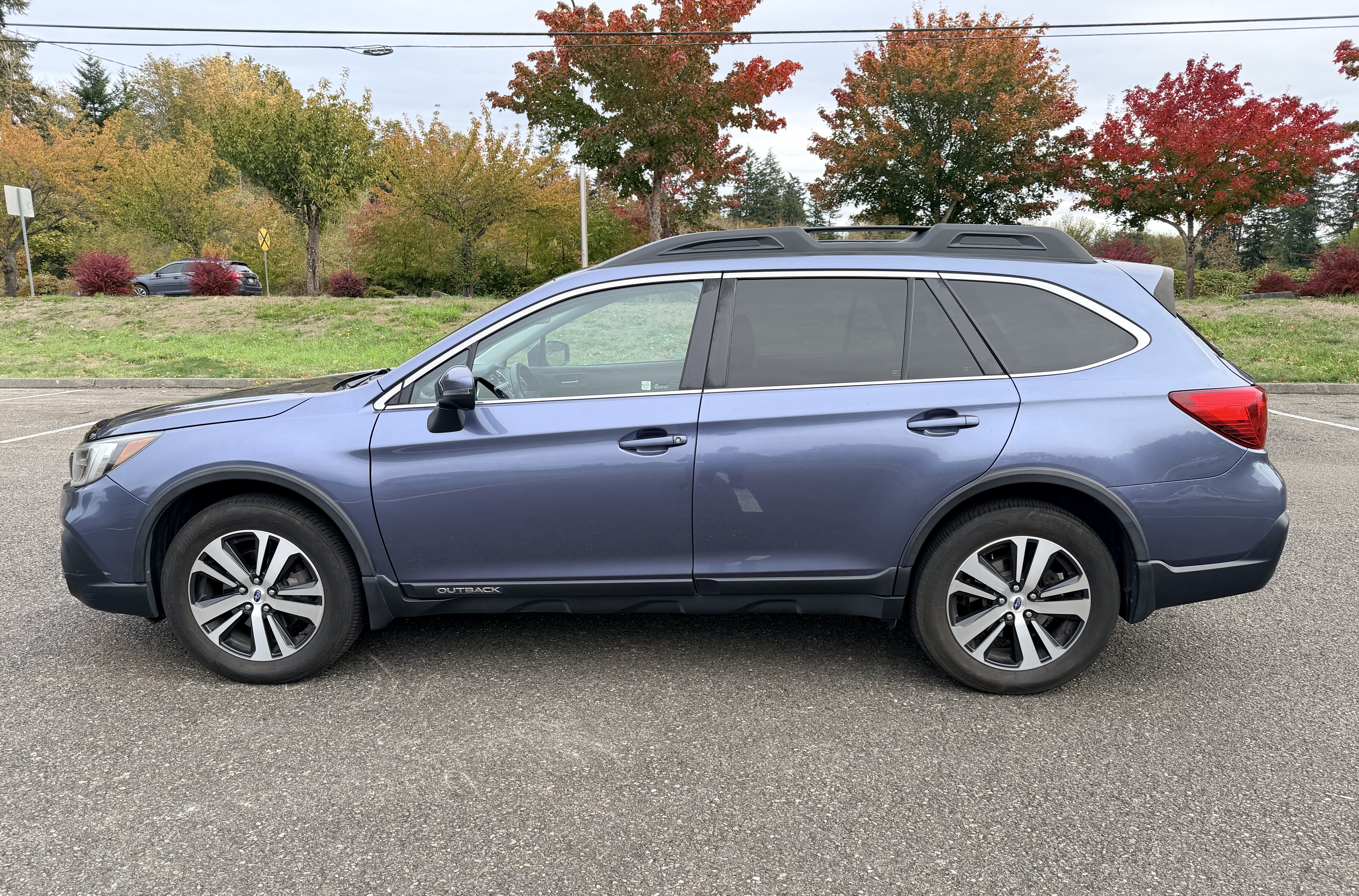 Used 2018 Subaru Outback 2.5i Limited AWD/4WD image 10
