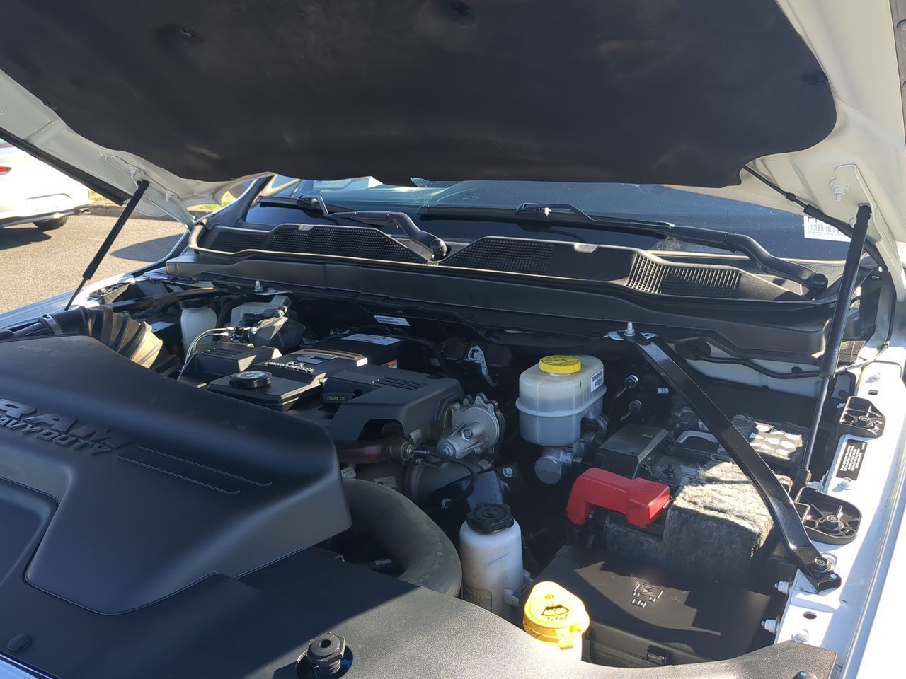 Used 2019 RAM 2500 Laramie AWD/4WD image 6