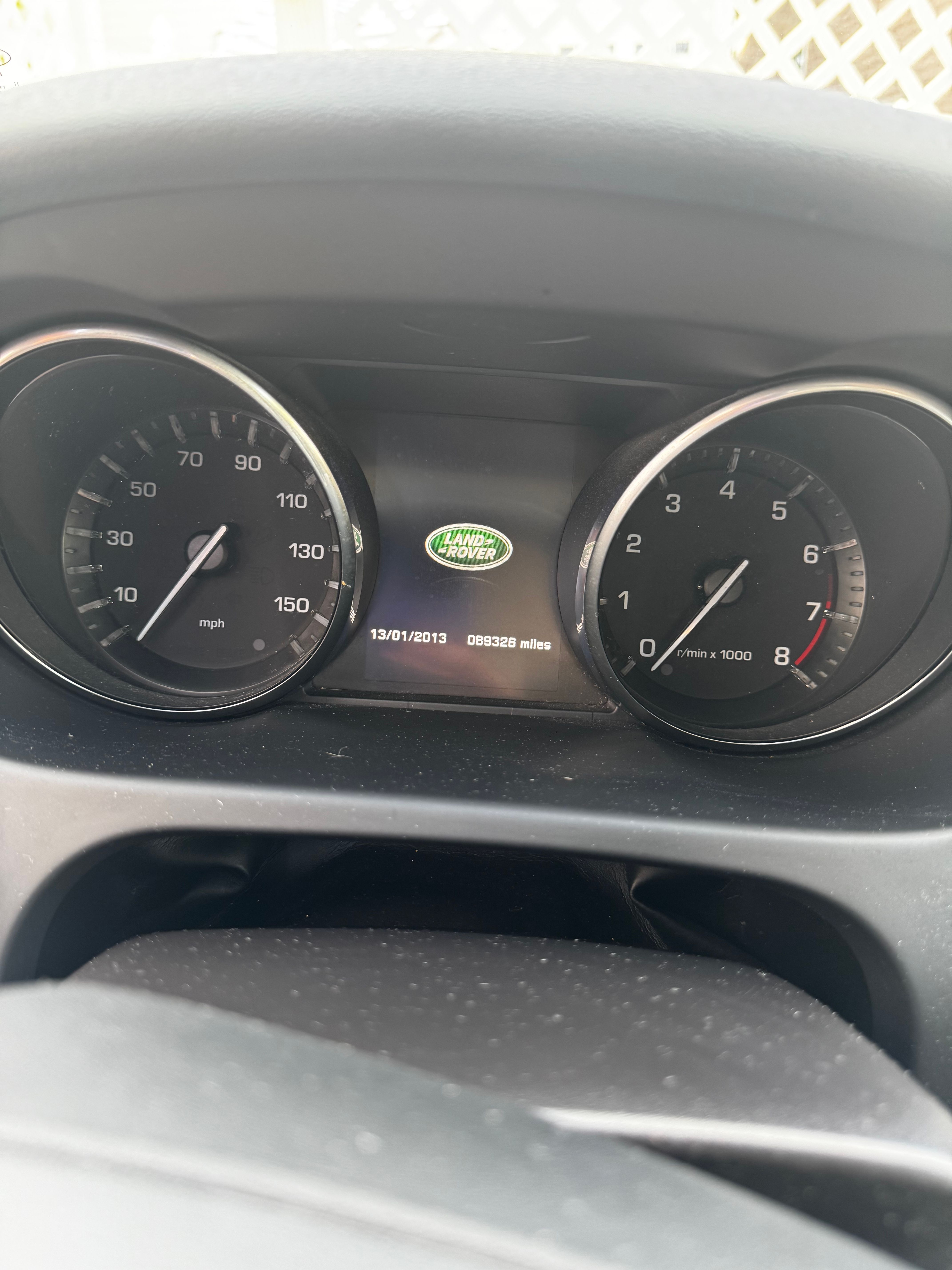 Used 2016 Land Rover Discovery Sport SE AWD/4WD image 10