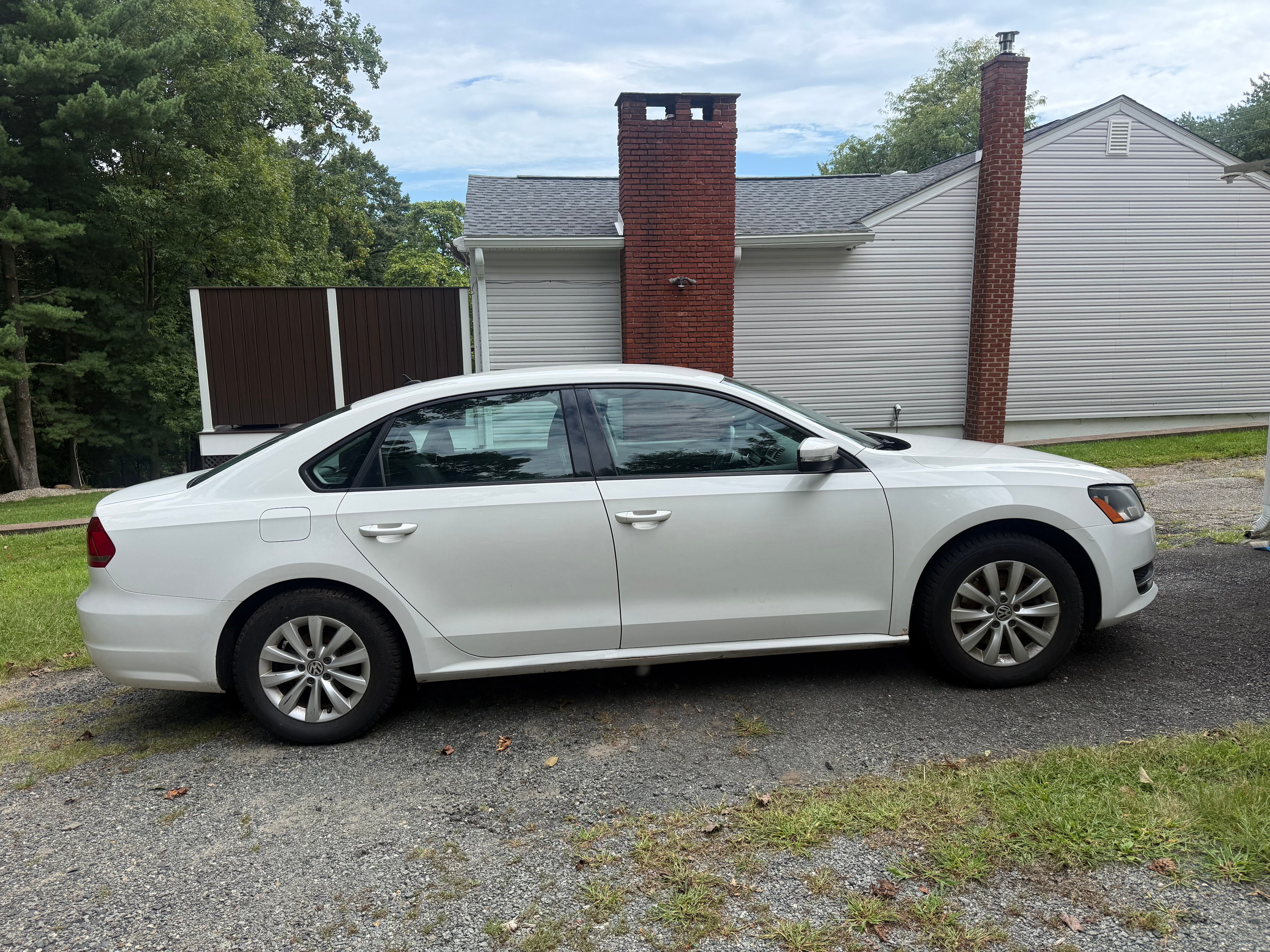 Used 2013 Volkswagen Passat 2.5 S FWD image 9