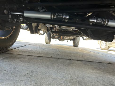 Used 2015 Ford F350 Lariat w/ Lariat Ultimate Package image 5