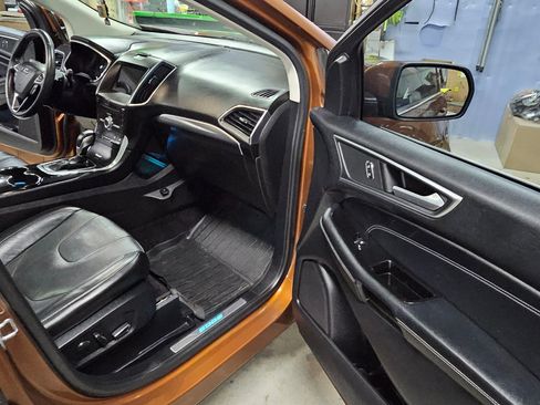 Used 2017 Ford Edge Titanium w/ Equipment Group 301A image 8