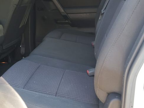 Used 2008 Nissan Titan SE image 11