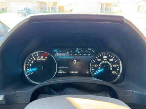 Used 2019 Ford F150 King Ranch image 11