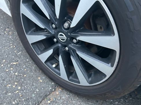 Used 2018 Nissan Altima 2.5 SL FWD image 9