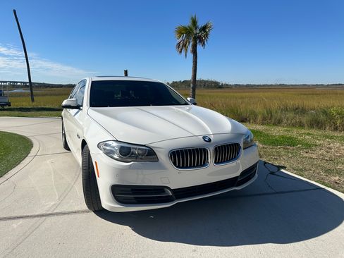 Used 2014 BMW 528i Sedan image 9