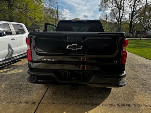 Used 2023 Chevrolet Silverado 1500 LT Trail Boss w/ Protection Package image 12