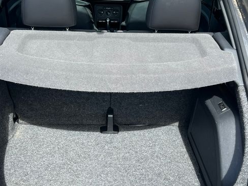 Used 2012 Volkswagen Beetle Turbo image 6