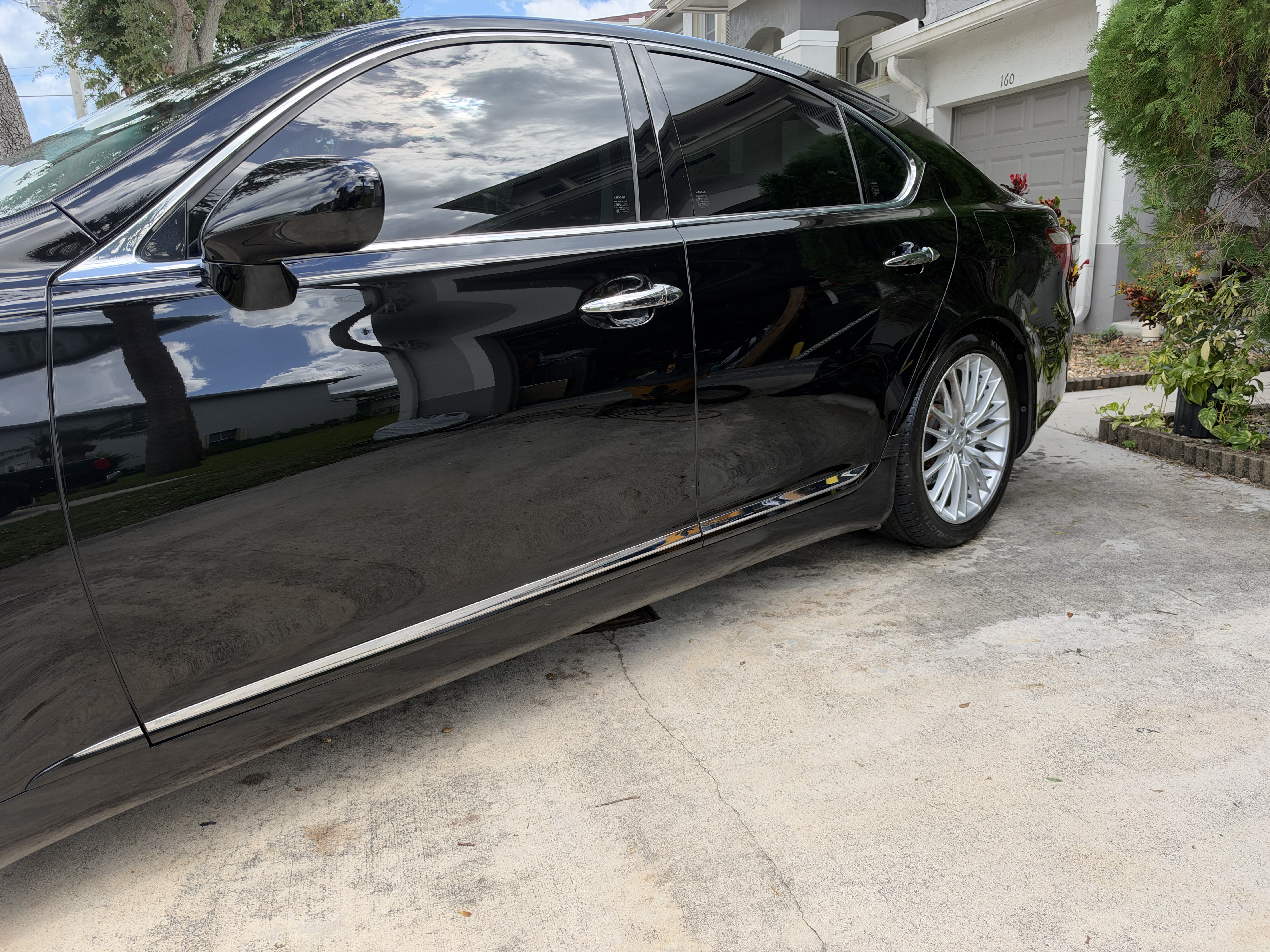 Used 2008 Lexus LS 460 RWD image 32
