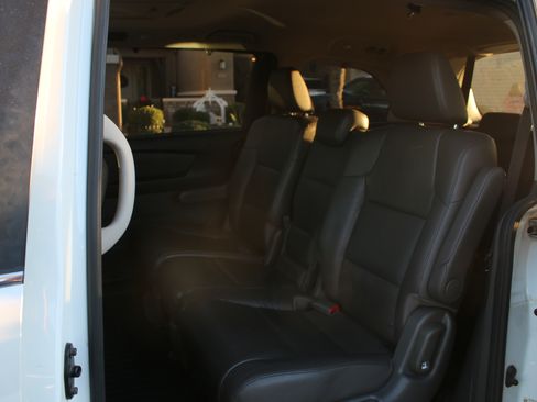 Used 2014 Honda Odyssey EX-L image 21