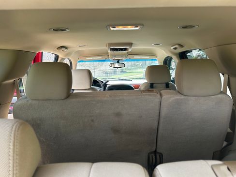 Used 2013 Chevrolet Tahoe LS image 27