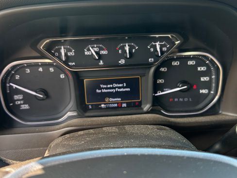Used 2020 GMC Sierra 1500 SLT w/ SLT Premium Plus Package AWD/4WD image 9