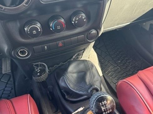 Used 2011 Jeep Wrangler Sport image 9