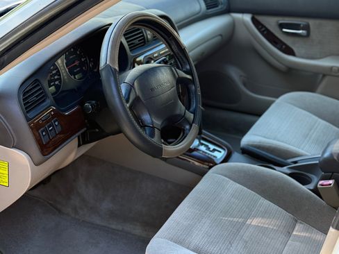 Used 2004 Subaru Outback H6 35th Anniversary Edition image 8