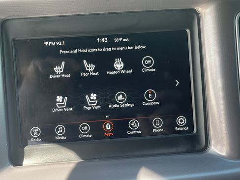 Used 2021 Dodge Charger SXT w/ Leather Interior Group image 17