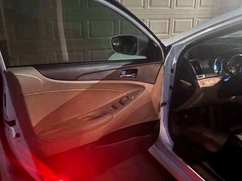 Used 2012 Hyundai Sonata GLS w/ Popular Equipment Pkg image 5