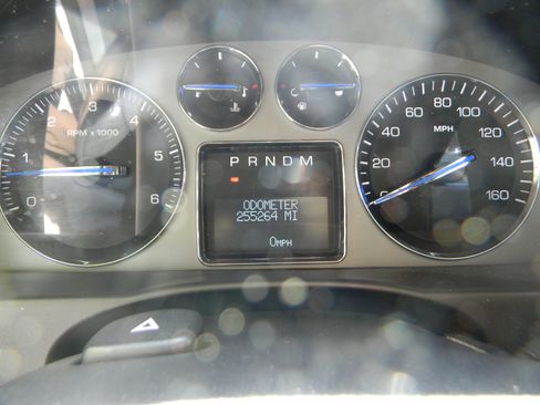 Used 2007 Cadillac Escalade AWD w/ Information Package image 17