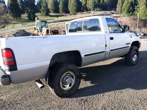 Used 1998 Dodge Ram 2500 Truck 4x4 Regular Cab image 8