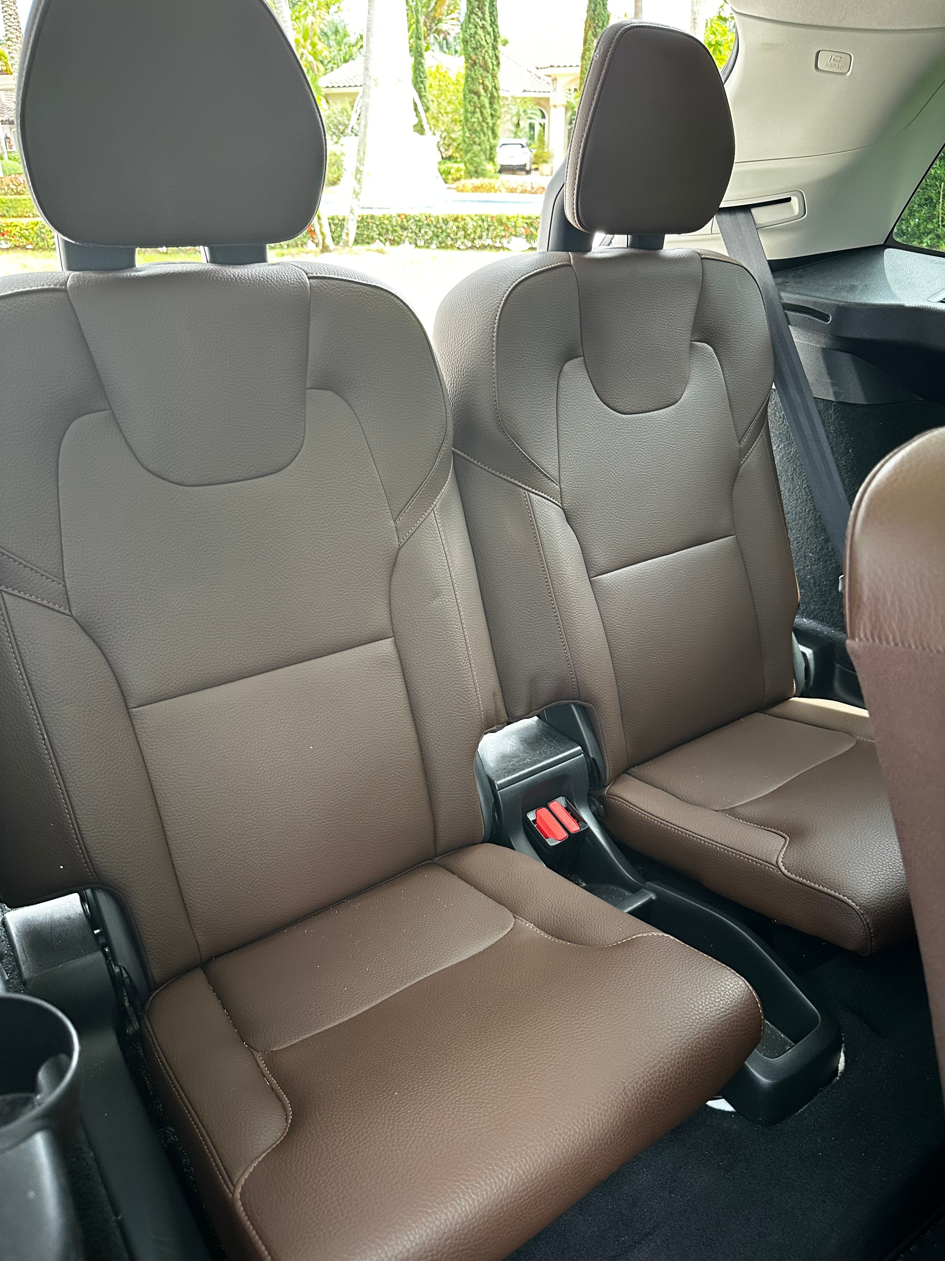 Used 2019 Volvo XC90 T6 Momentum w/ Protection Package Premier AWD/4WD image 9