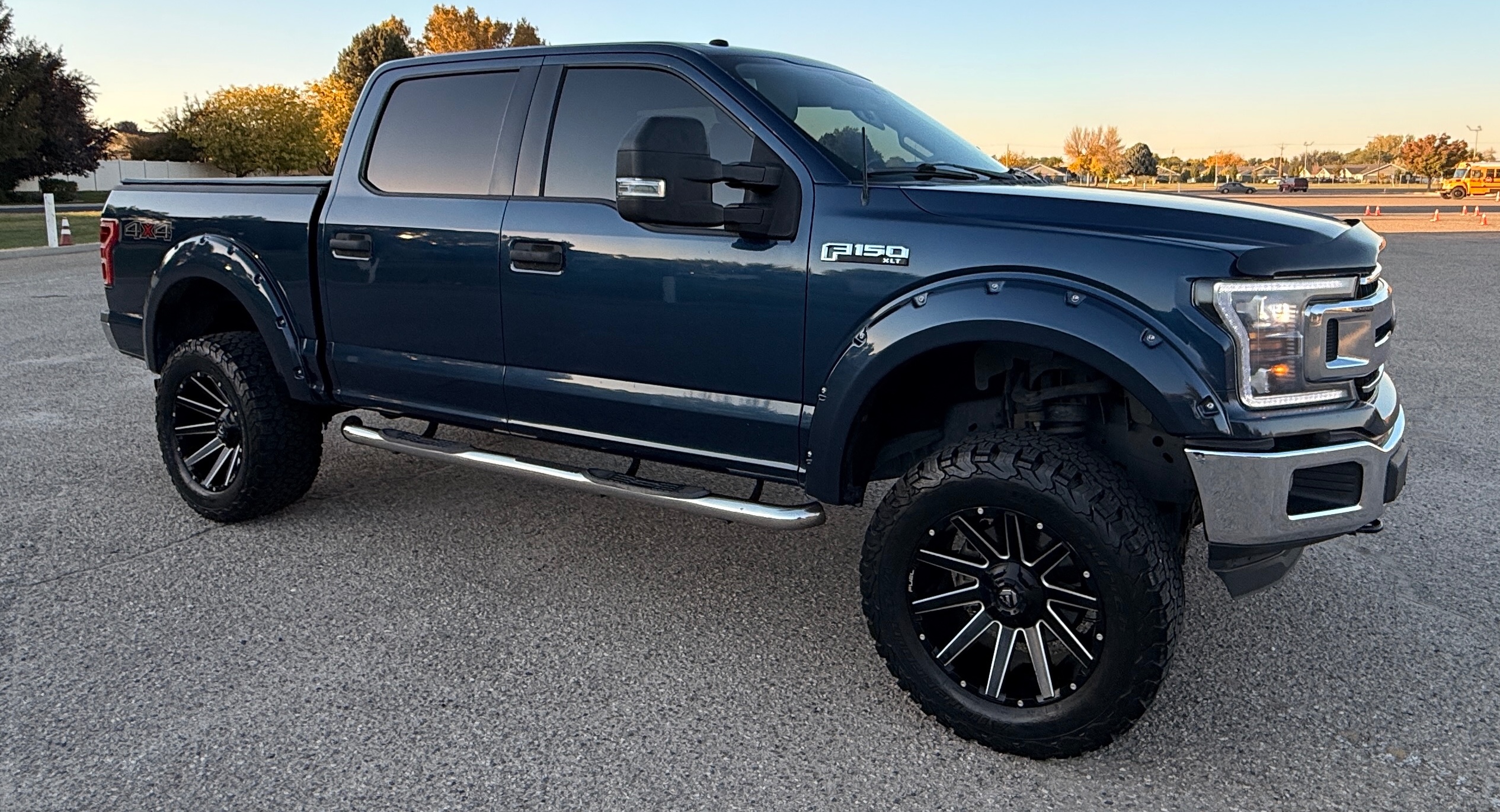 Used 2018 Ford F150 XLT AWD/4WD image 1
