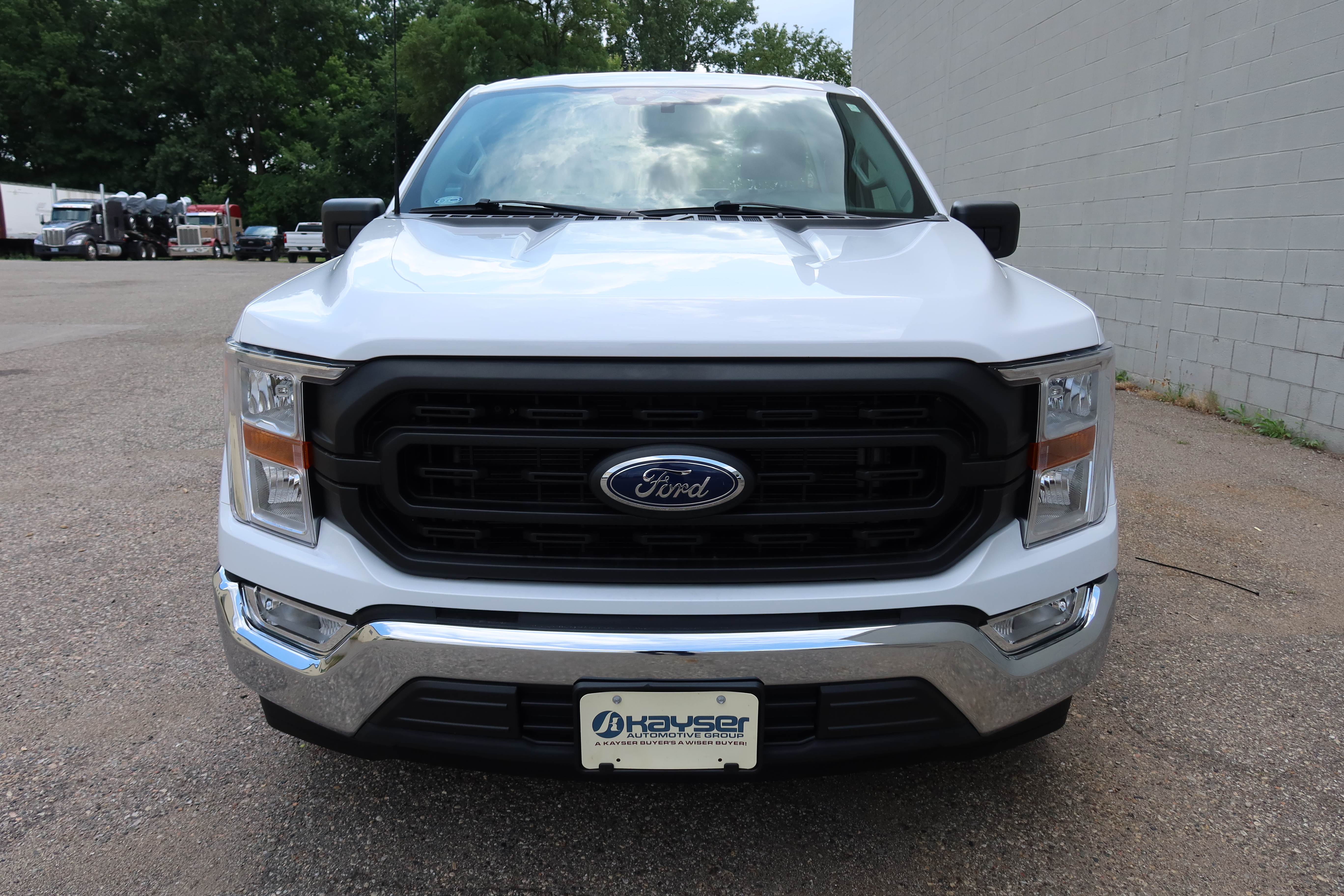Used 2022 Ford F150 XL w/ Equipment Group 101A High RWD image 8