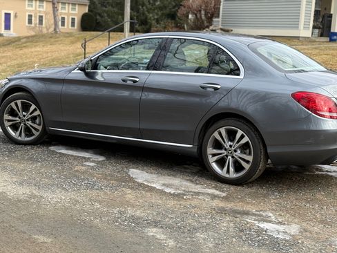Used 2017 Mercedes-Benz C 300 4MATIC Sedan image 9