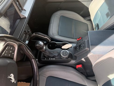 Used 2021 Ford Bronco First Edition image 11