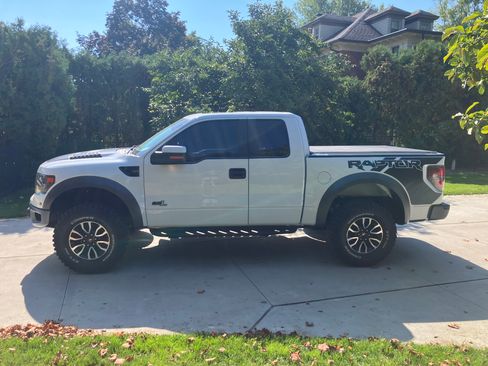 Used 2013 Ford F150 Raptor w/ Luxury Equipment Group image 5
