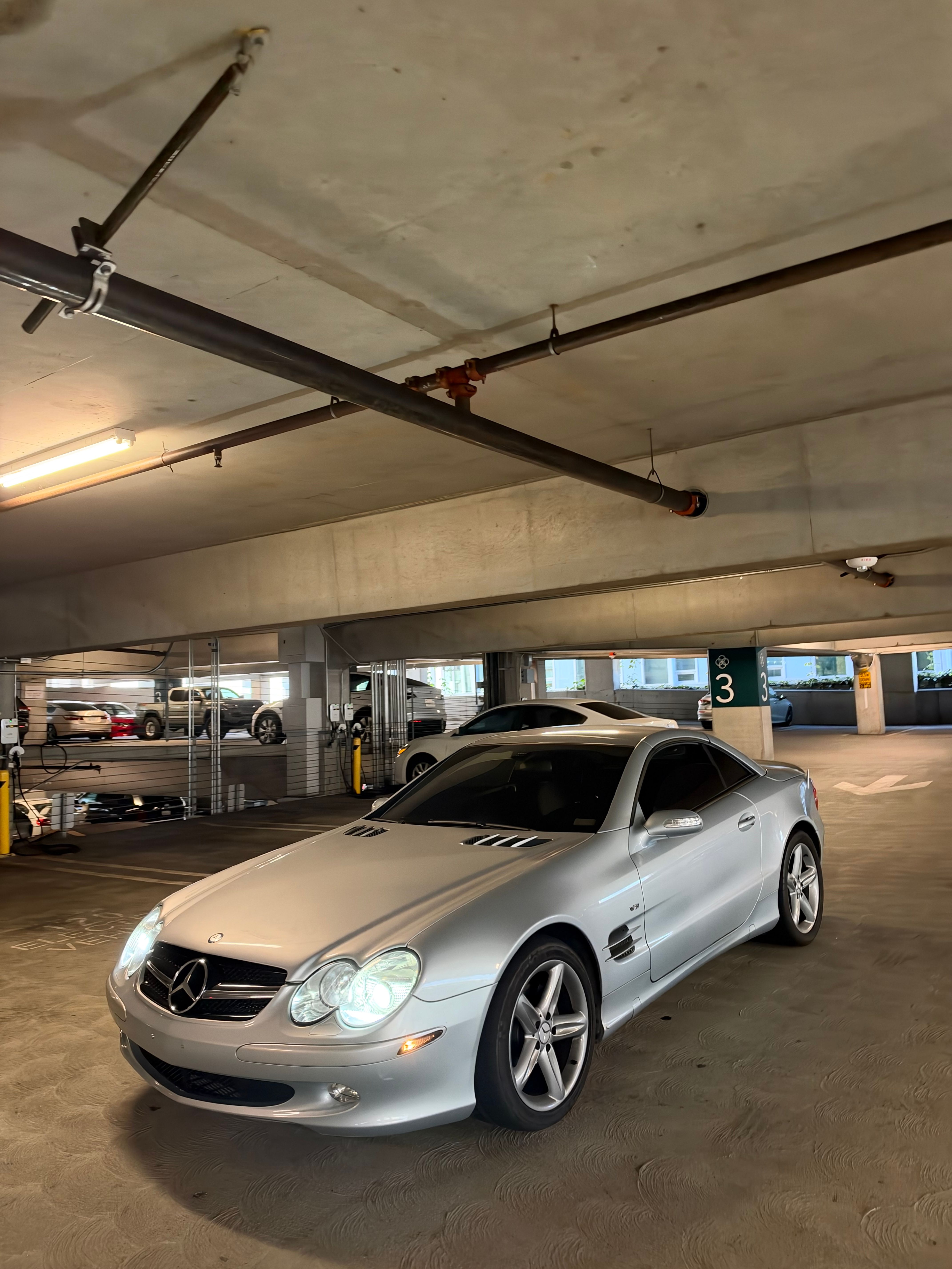 Used 2005 Mercedes-Benz SL 500 image 1