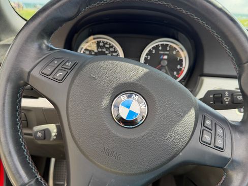 Used 2011 BMW M3 Convertible image 18